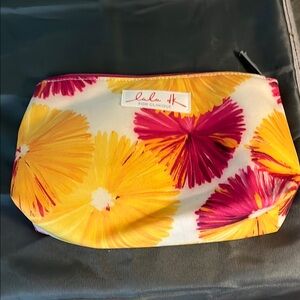 Clinique new without tags cosmetic bag